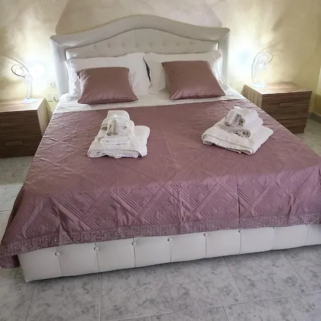 Domus Mito *